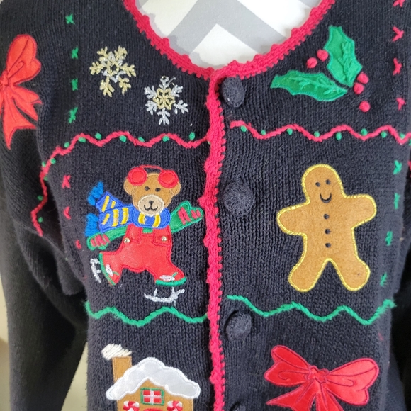 Womans Nutcracker Christmas Cardigan Cute Appliques Red Trim Size Large - Picture 2 of 13